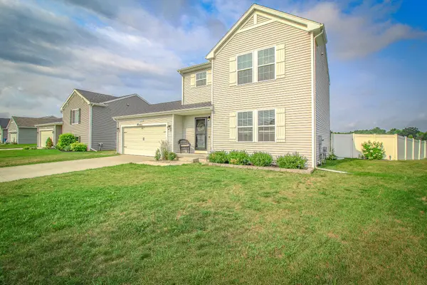 1742 Burr Pond Lane, Vicksburg, MI 49097