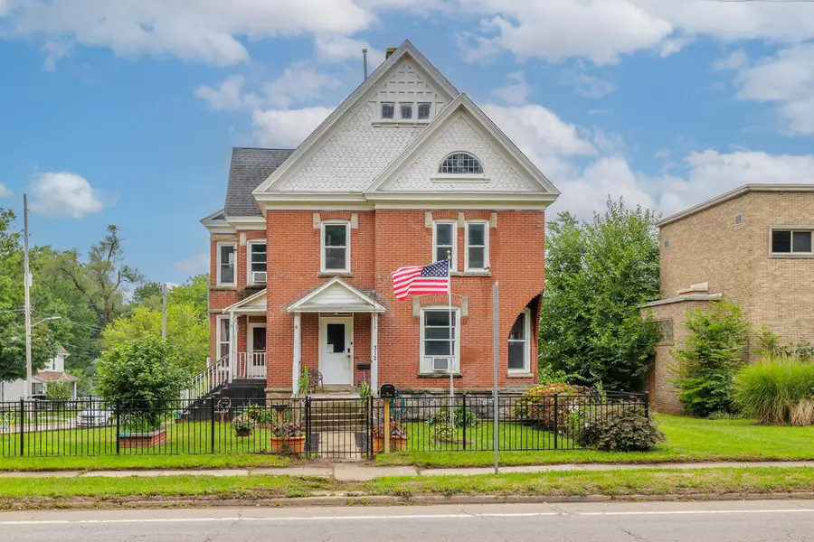 312 Capital Avenue NE, Battle Creek, MI 49017 - #2