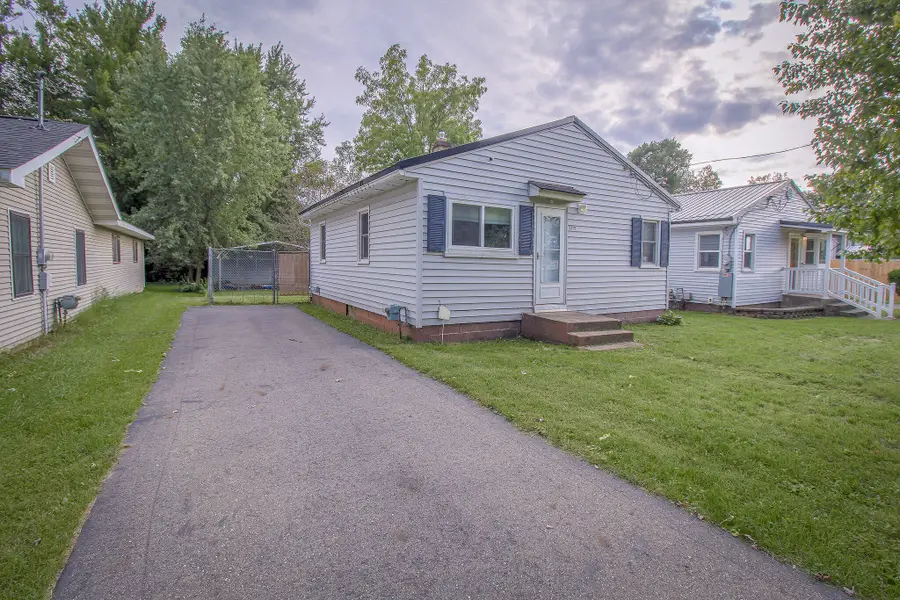 3312 Lake Street, Kalamazoo, MI 49048 - #2