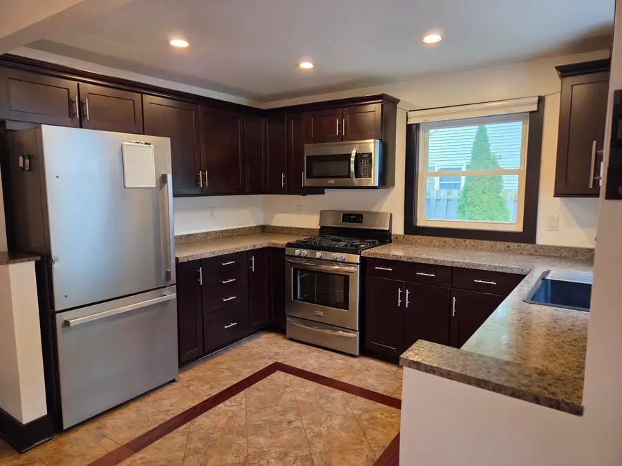 330 Robertson Avenue, Battle Creek, MI 49015 - #3