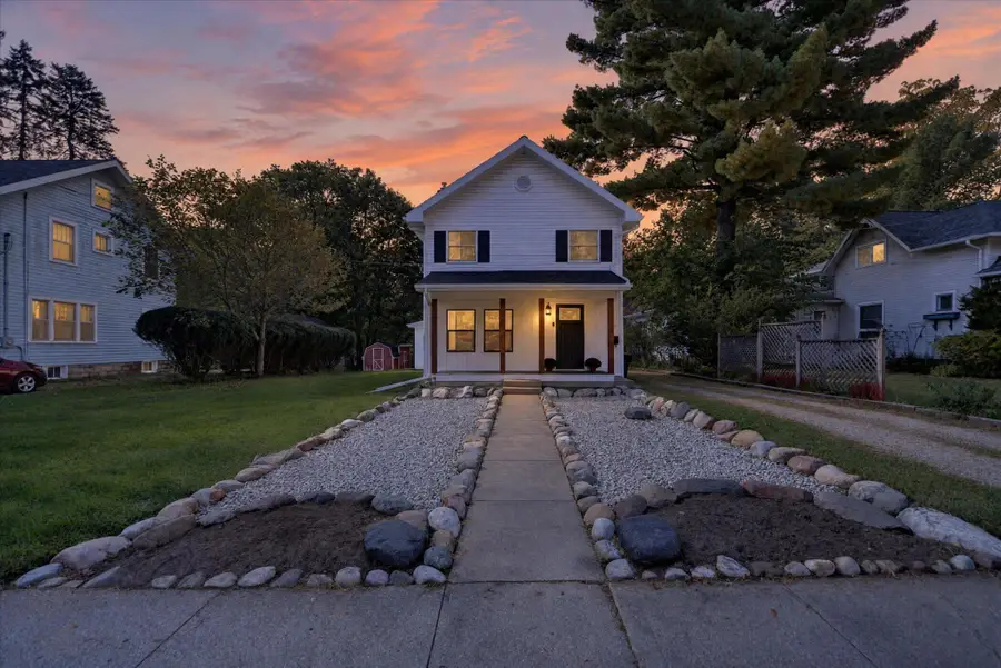 407 High Street, Marshall, MI 49068 - #2