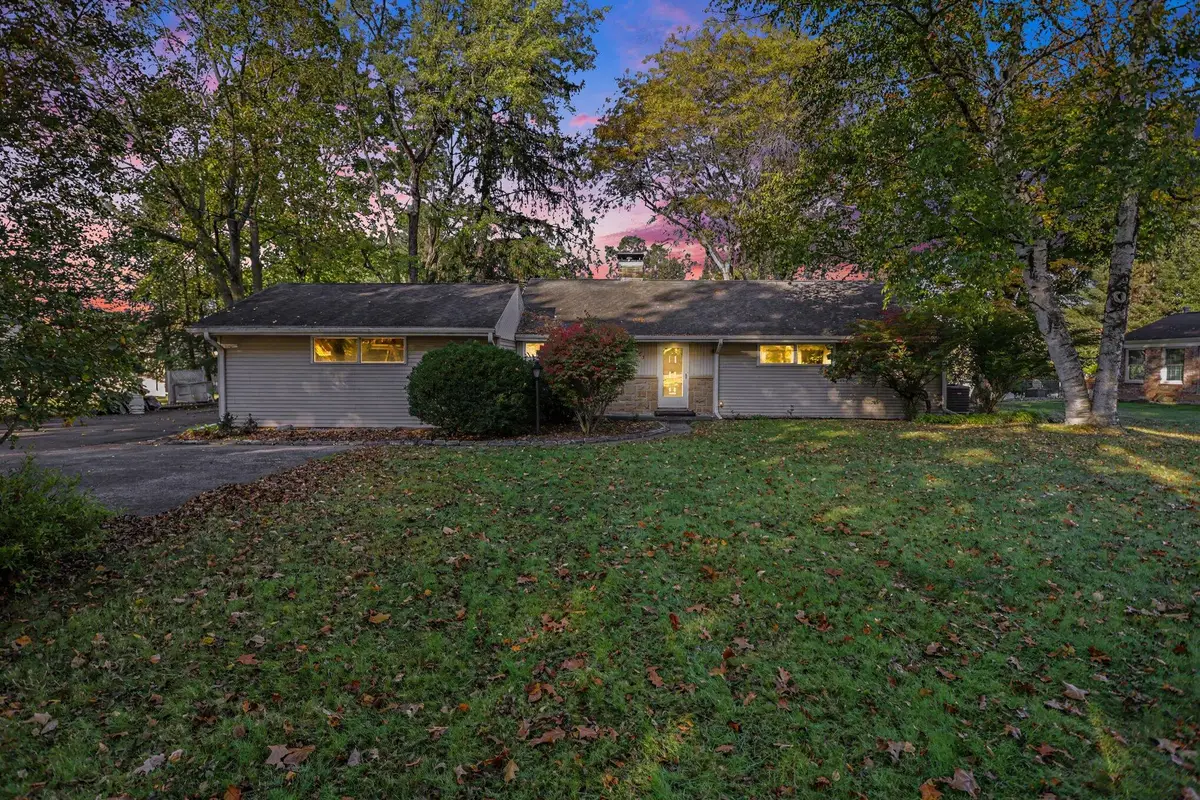 763 N Kalamazoo Avenue, Marshall, MI 49068 - #1