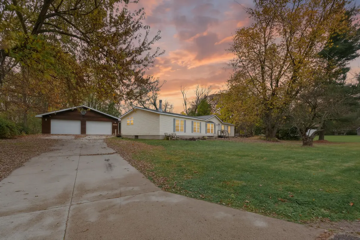 112 Sellers Road, Pennfield, MI 49014 - #1