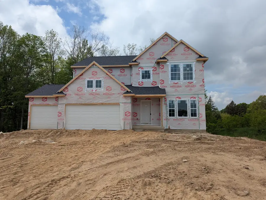 784 Petoskey Stone Drive, Byron Township, MI 49315 - Image #2