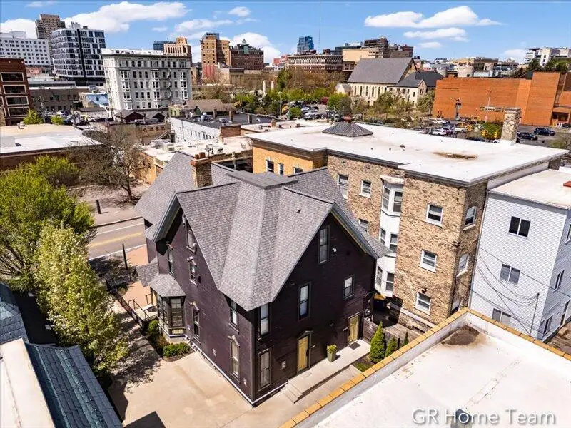 22 Jefferson Avenue SE, Grand Rapids, MI 49503 - Image #2