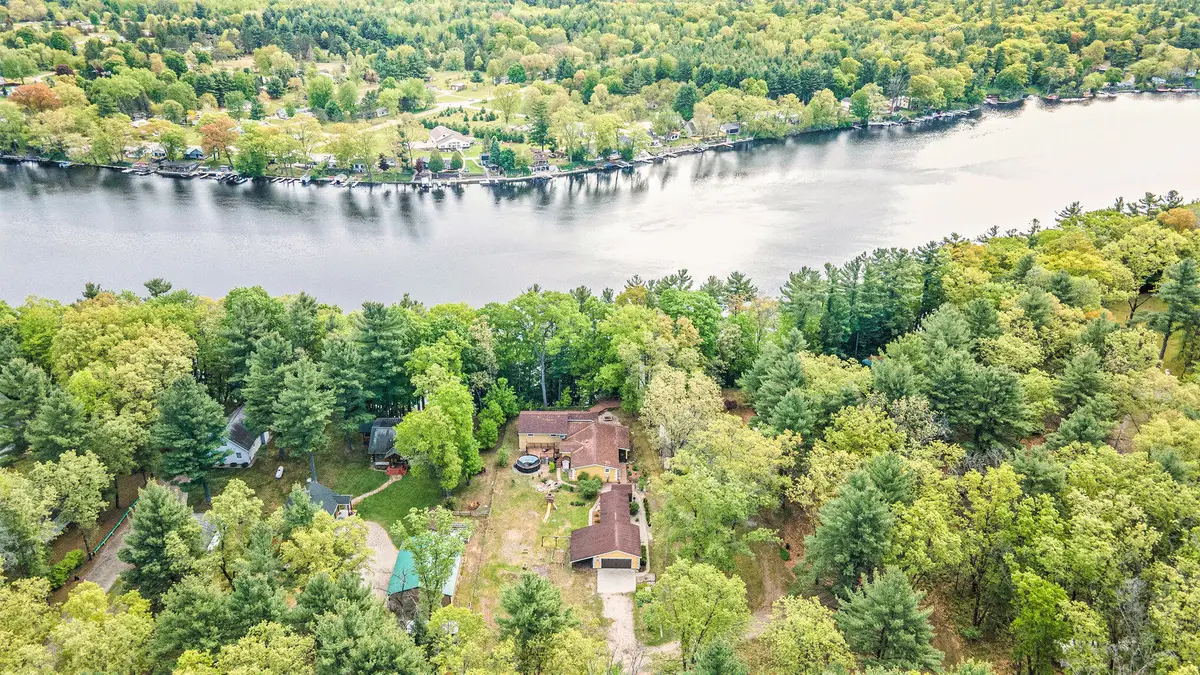 4958 Juniper Ridge Avenue, Newaygo, MI 49337 - Image #1