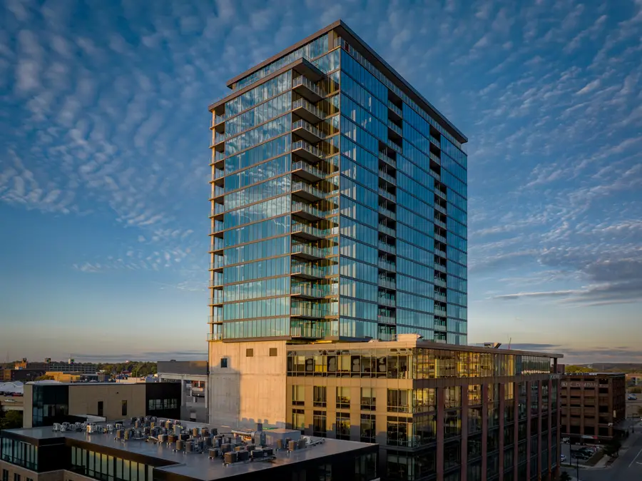 144 Oakes Street SW Unit: 2203, Grand Rapids, MI 49503 - #2
