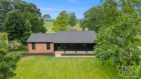 1757 Westlane Drive NE, GrandRapids, MI 49505