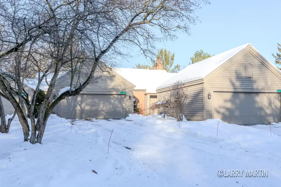 6663 Waybridge Drive SE Building: 12 Unit: 37, Cascade, MI 49546 - Image #3