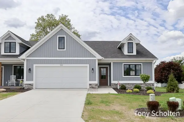 5157 Blendon Meadow Circle Unit: 30, Hudsonville, MI 49426