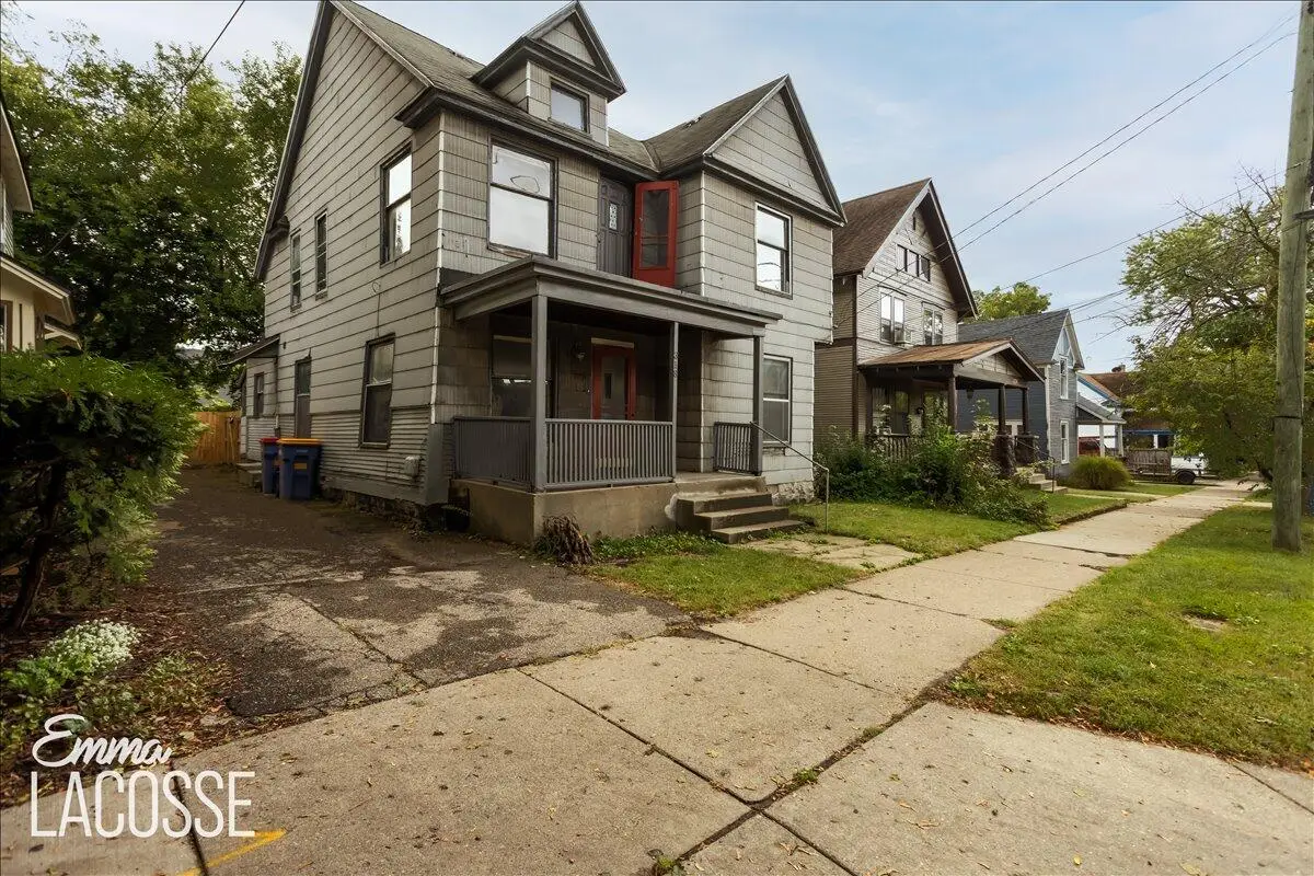 318 Diamond Avenue SE, Grand Rapids, MI 49506 - Image #1