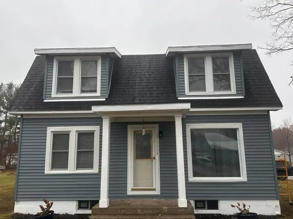 1408 E Pine Hill Avenue, WhiteCloud, MI 49349