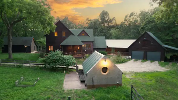 3705 Grand River Drive NE, GrandRapids, MI 49525