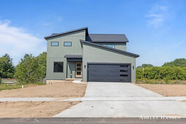 111 Chase Court NW, KentCity, MI 49330