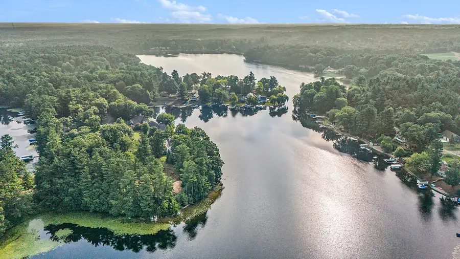 12487 Horseshoe Drive NE, Gowen, MI 49326 - Image #3