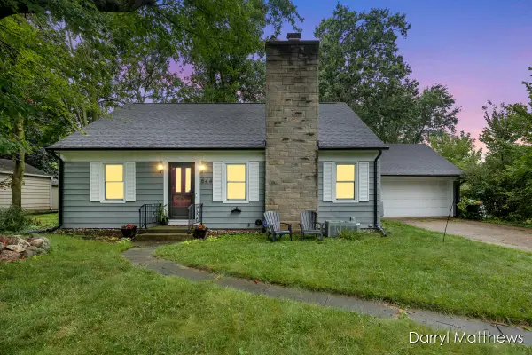 844 Westfall Avenue, Kalamazoo, MI 49006