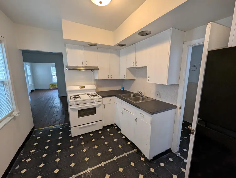 1420 Buffalo Avenue NE, Grand Rapids, MI 49505 - #3