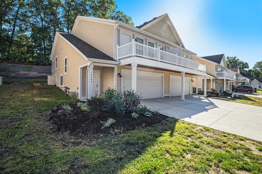 17545 Beechwood Lane, Ferrysburg, MI 49456 - Image #3