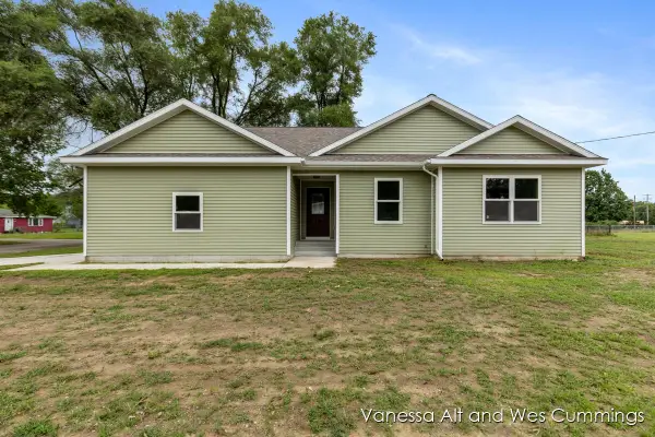 902 N York Street, Belding, MI 48809