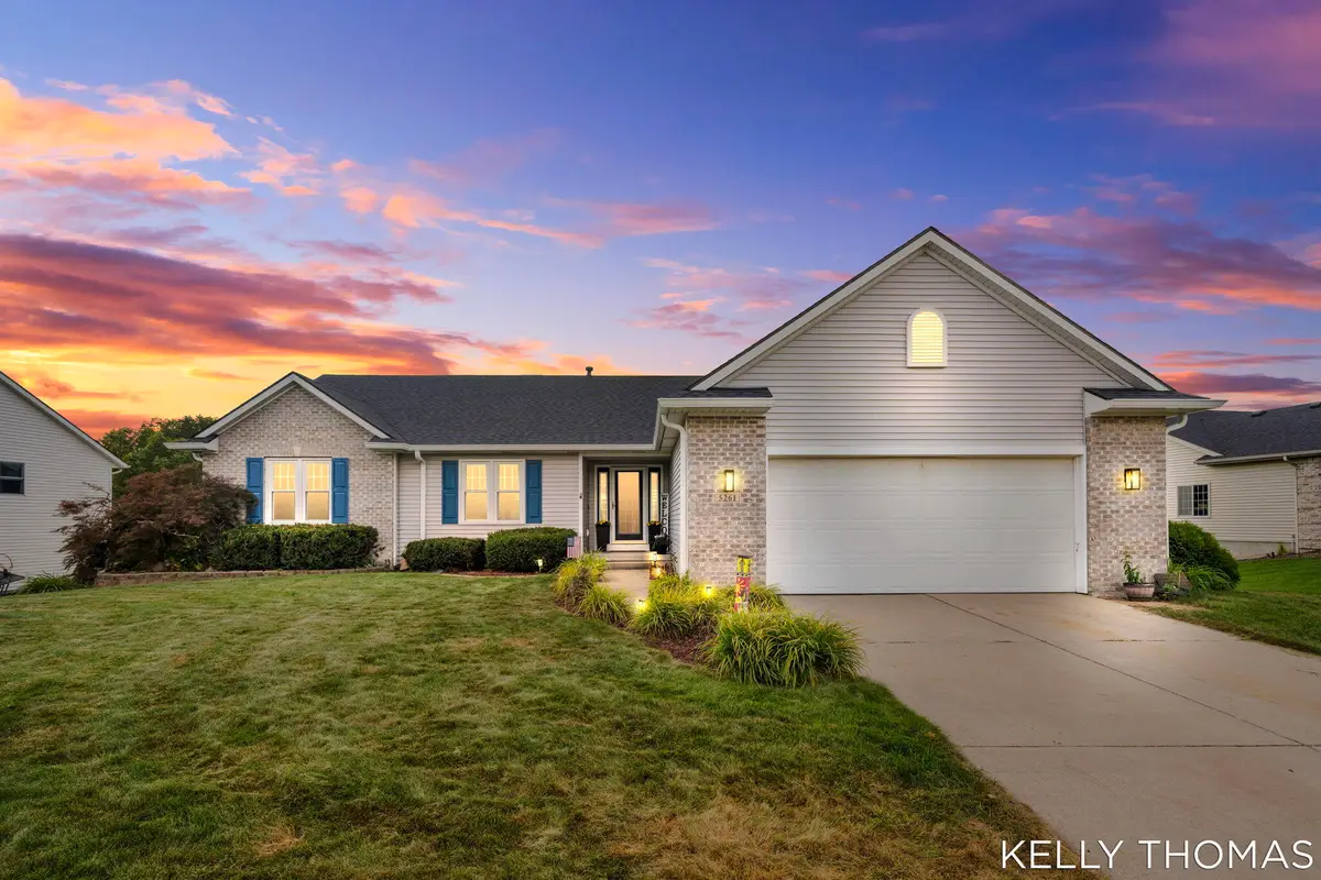 5261 Snyder Drive SW, Wyoming, MI 49418 - Image #1