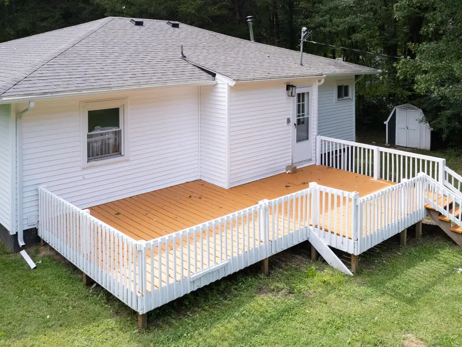 11915 E L Avenue, Galesburg, MI 49053 - #2
