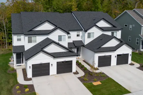 2223 Watertown Way NE, GrandRapids, MI 49505