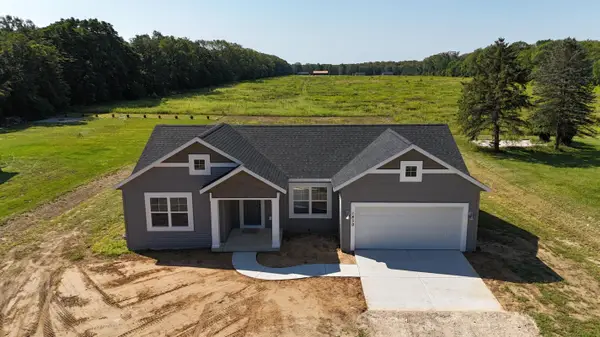 5480 84th Street SE, Caledonia, MI 49316