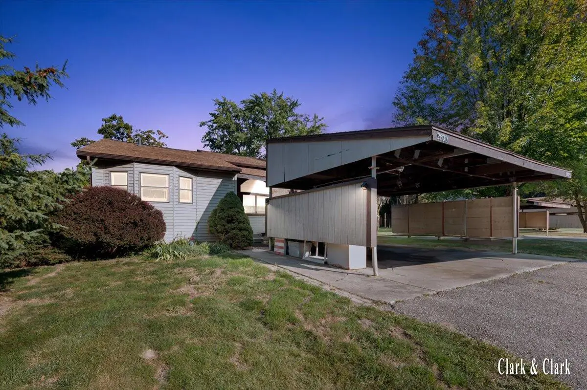 2630 Chatham Woods Drive SE, Cascade, MI 49546 - Image #1