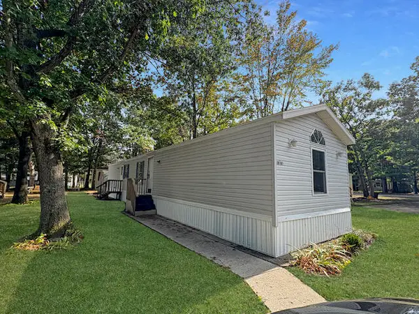 20101 Tamarack Drive, HowardCity, MI 49329