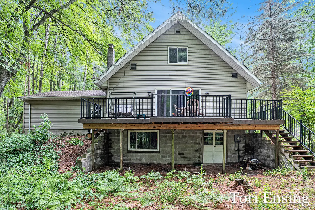 4366 W Woods Road, Sidney, MI 48885 - Image #1