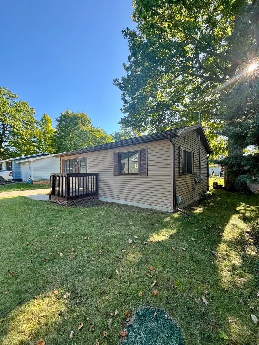 4435 Indian Isle, Johnstown, MI 49017 - Image #2