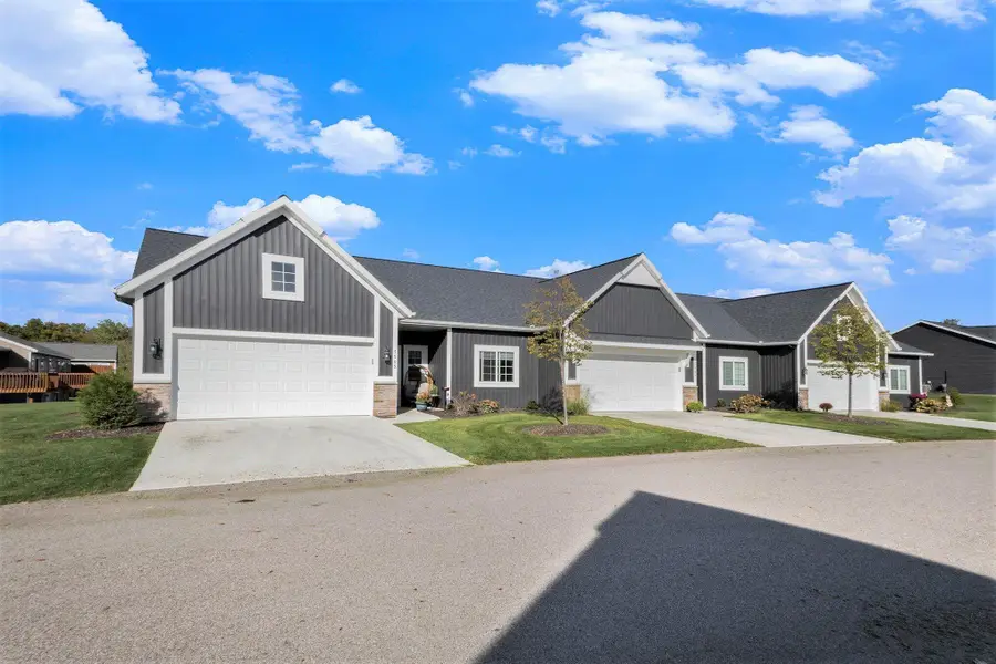 7505 Hardwood Street, Caledonia, MI 49316 - Image #2