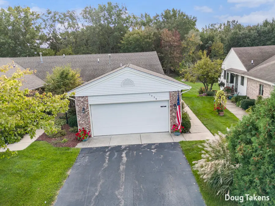 1058 Amberwood West Drive SW, Cutlerville, MI 49315 - Image #3