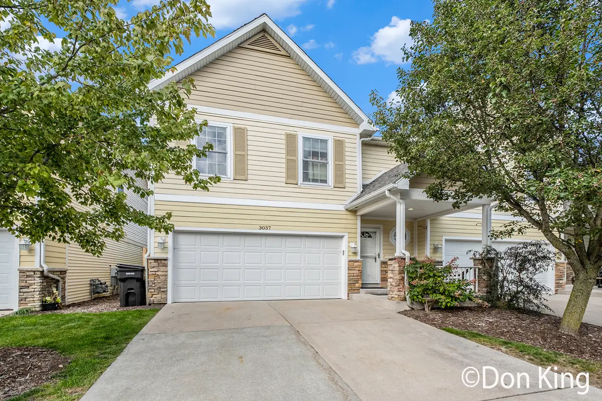 3037 Ledgestone Place NE, Grand Rapids Charter Township, MI 49525 - Image #1