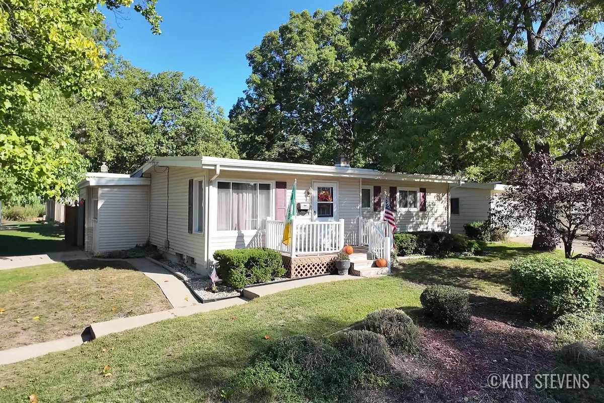 1045 40th Street SW, Wyoming, MI 49509 - Image #1