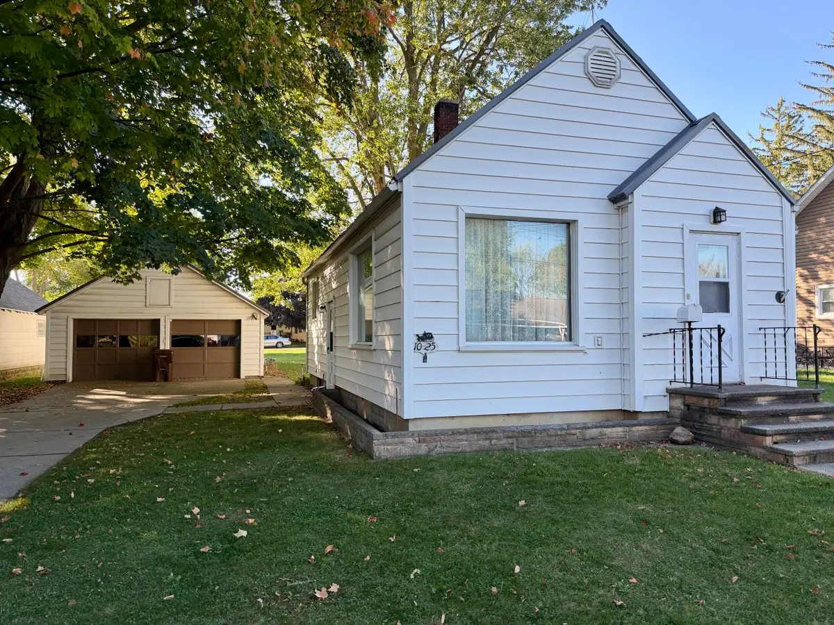 1025 Jordan Lake Avenue, Lake Odessa, MI 48849 - #1