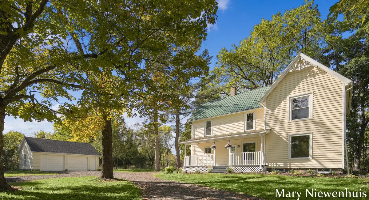 10652 Nugent Avenue NE, Rockford, MI 49341 - Image #1