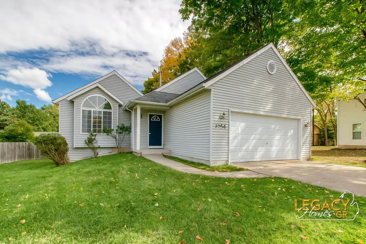 2958 Woodside Avenue SE, Grand Rapids, MI 49508 - Image #1