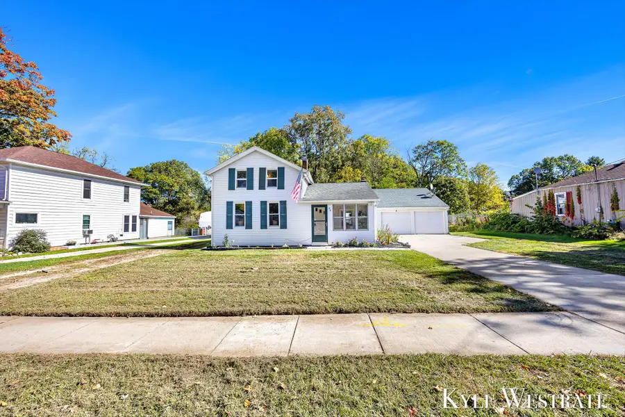 96 Center Street, Saranac, MI 48881 - Image #2