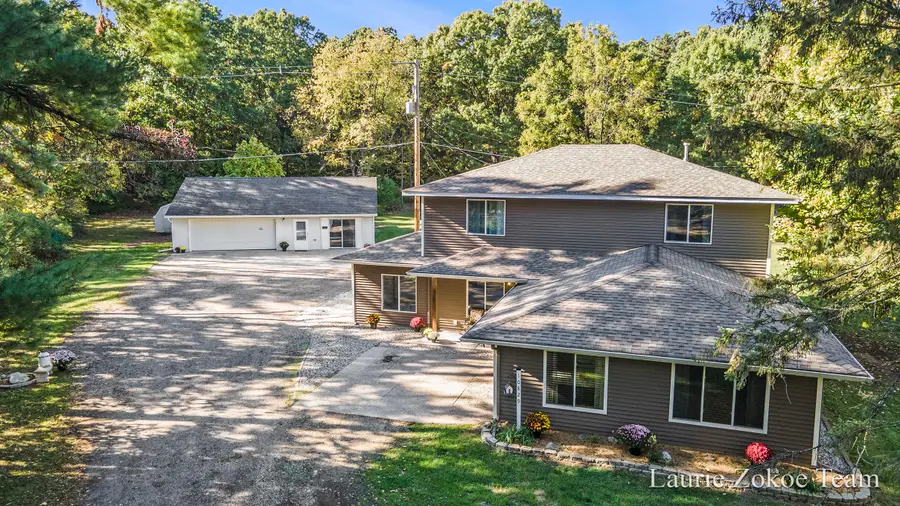 10829 Lovers Lane NW, Tallmadge, MI 49534 - Image #3