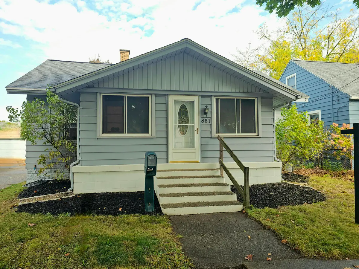 861 Aberdeen Street NE, Grand Rapids, MI 49505 - Image #1