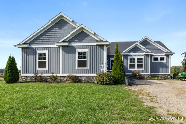 13609 84th Avenue, Coopersville, MI 49404