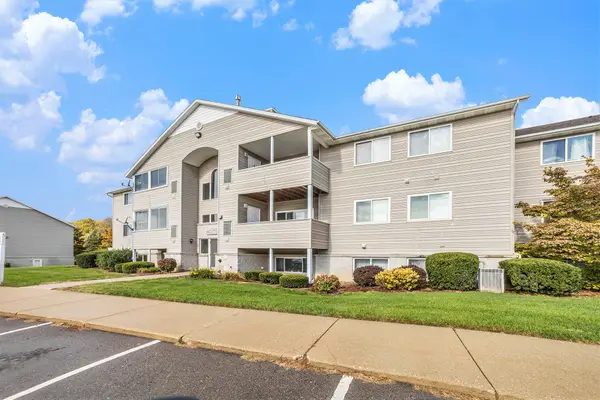 8410 N Jasonville Court SE Unit: 71, Caledonia, MI 49316