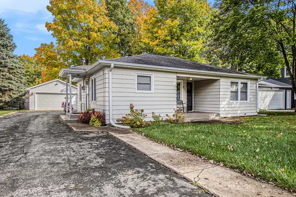 8125 Lake Wood Drive, Portage, MI 49002