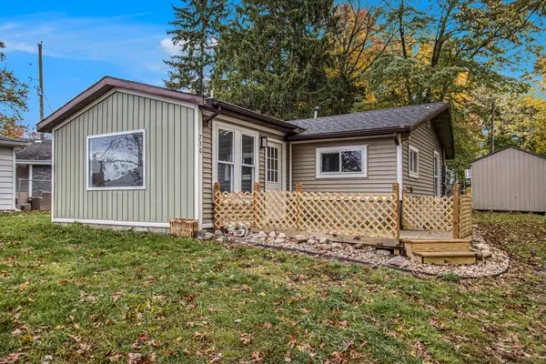 730 W Mohawk Trail, WhiteCloud, MI 49349