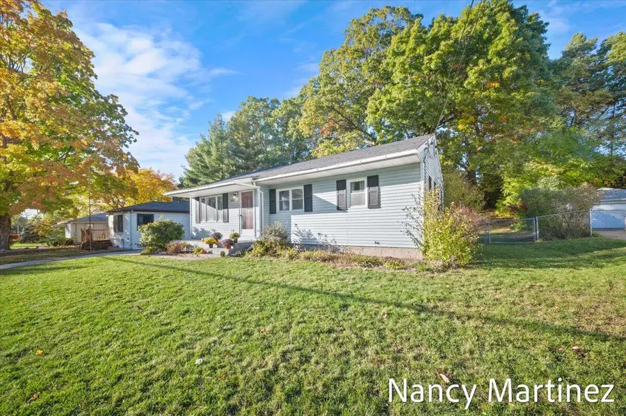 1441 Brookmark Street SE, Kentwood, MI 49508 - Image #3