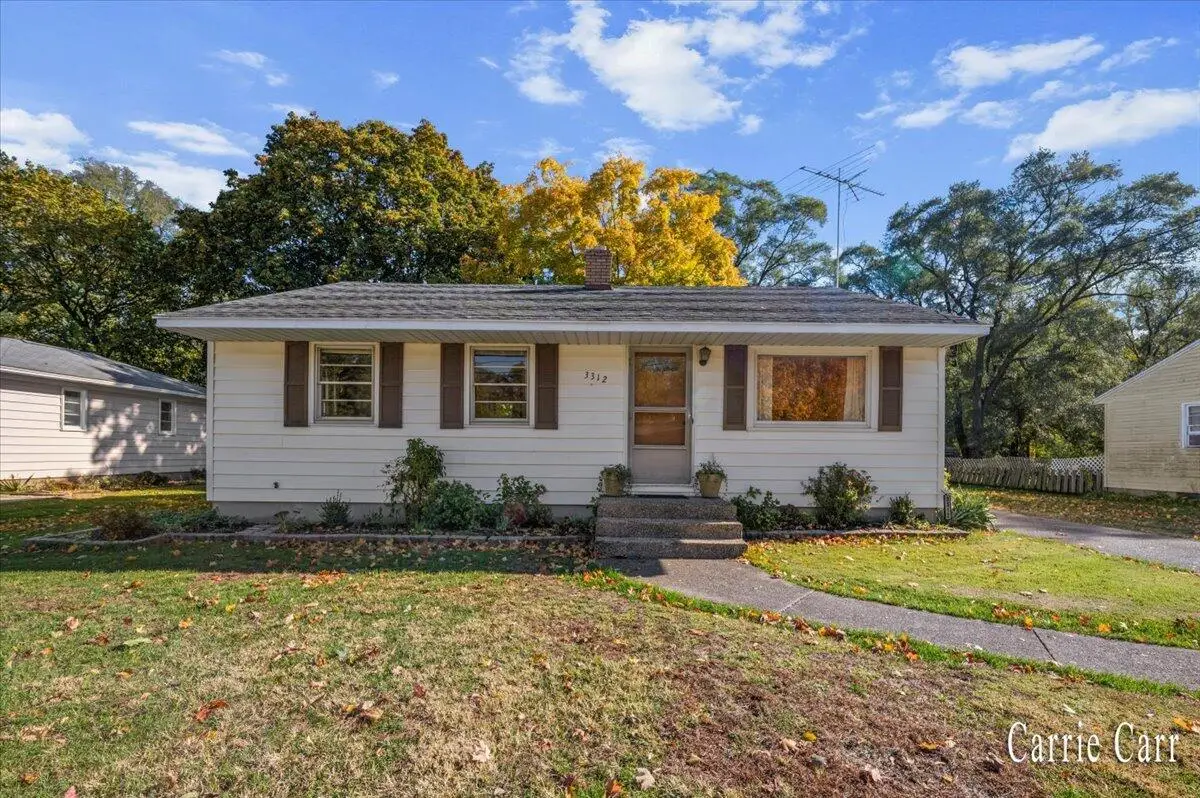 3312 Ivanrest Avenue SW, Grandville, MI 49418 - Image #1