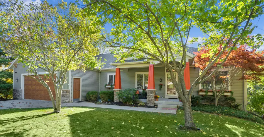 578 Melissa Court NE, Plainfield, MI 49321 - Image #2