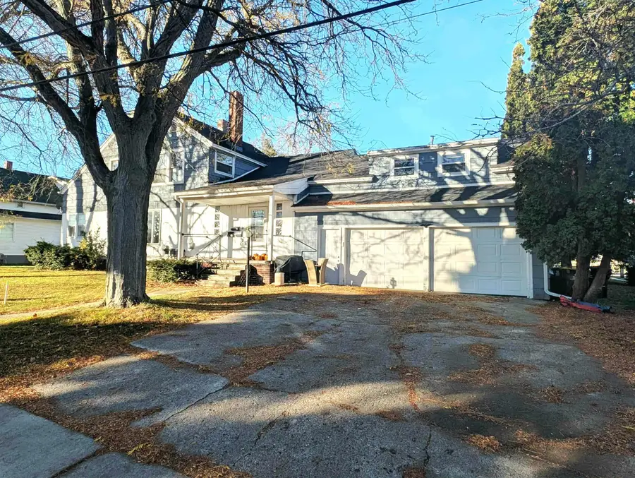421 Prospect Avenue, Alma, MI 48801 - Image #2