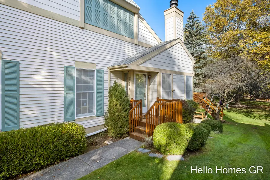 2317 Edington Drive SE, Kentwood, MI 49508 - Image #3